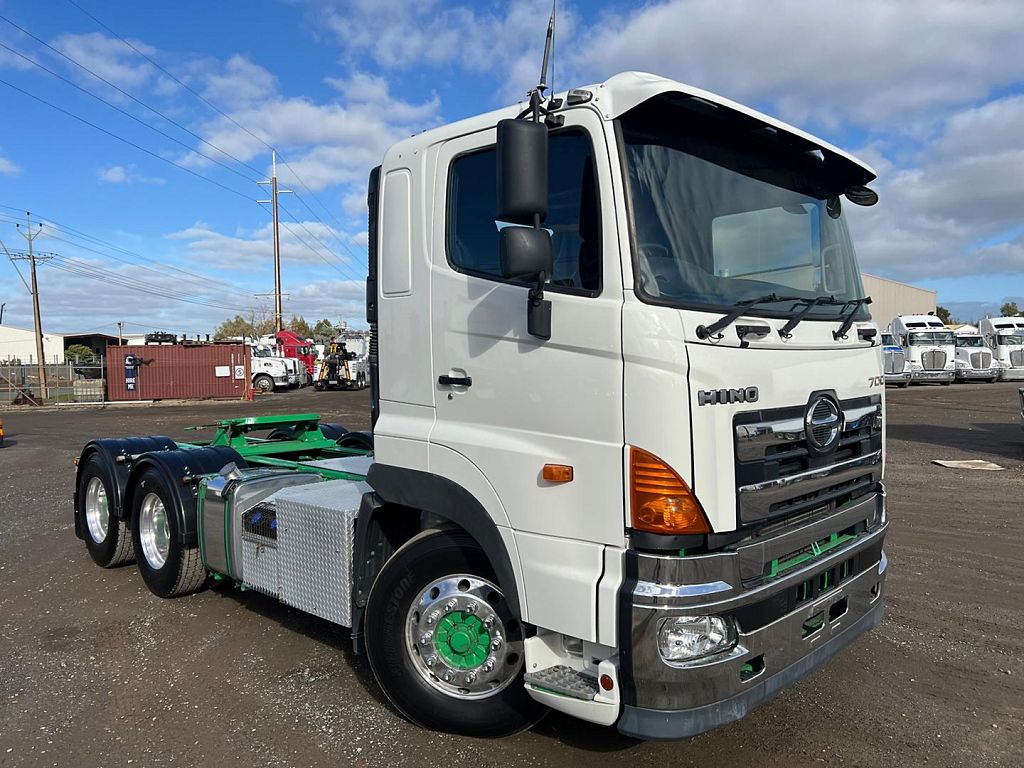 2013 Hino FS700 2848 6×4 PRIME MOVER. 72 Tonne GCM 6×4 Prime Mover