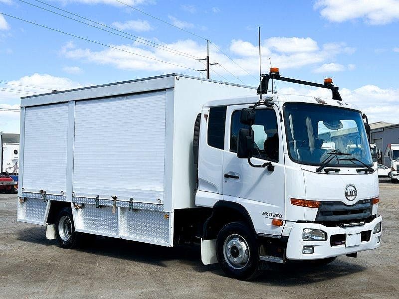 2011 Nissan UD MK11.240 4X2 Pantech