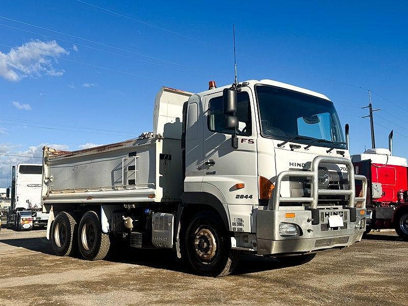 2015 Hino Fs -700 Series Tipper
