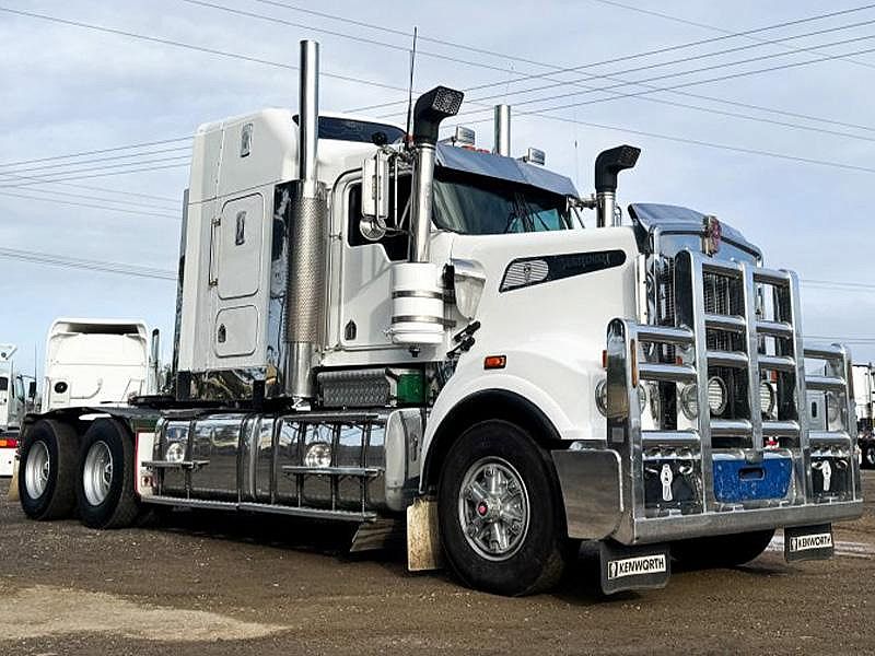 2007 Kenworth T904 6X4 Prime Mover