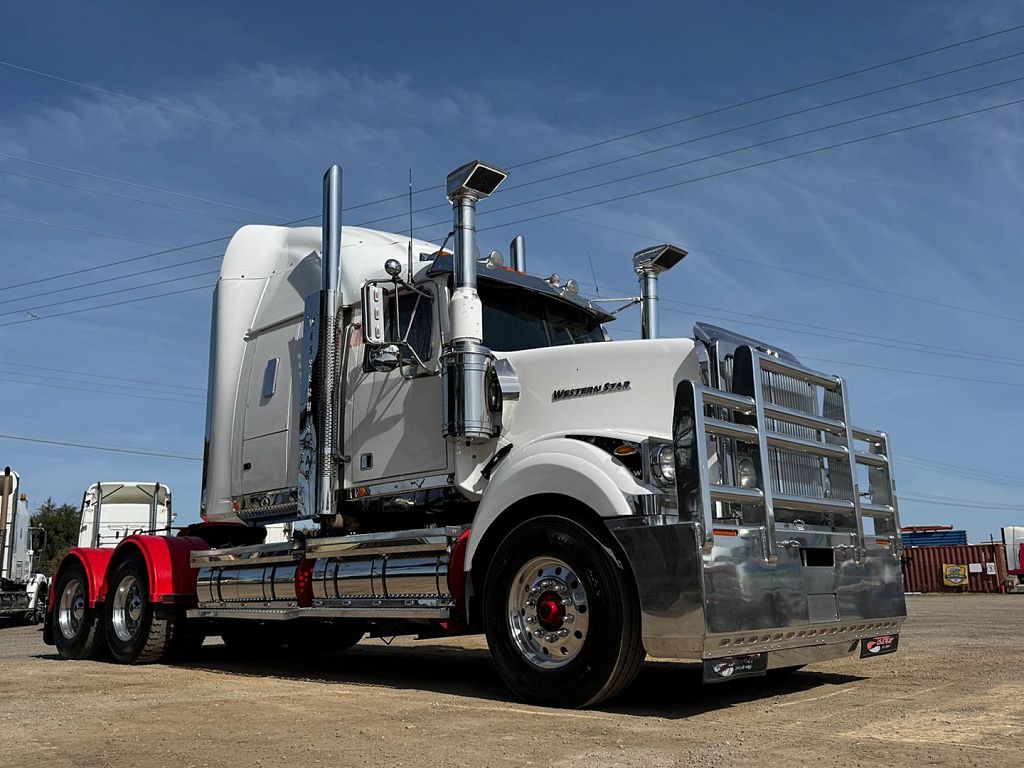 2017 Western Star 4964 Western Star 4900 6×4 prime mover 106t rated FINANCE AVAILABLE